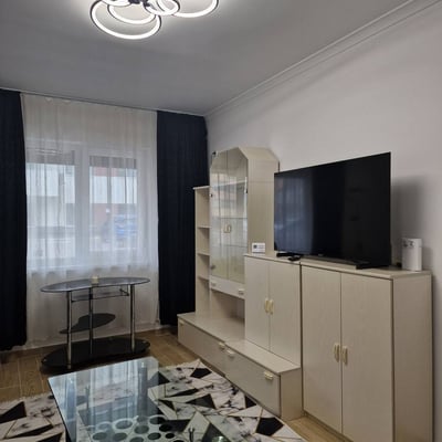 Miete einer komfortablen, möblierten 3-Zimmer-Wohnung, 6. Bezirk, Bukarest, Rumänien